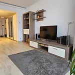 District Cuza 99 Apartment