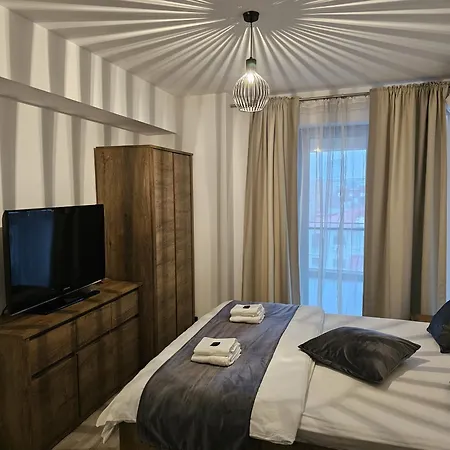 District Cuza 99 Apartment *