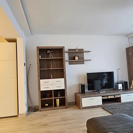 District Cuza 99 Bukareszt