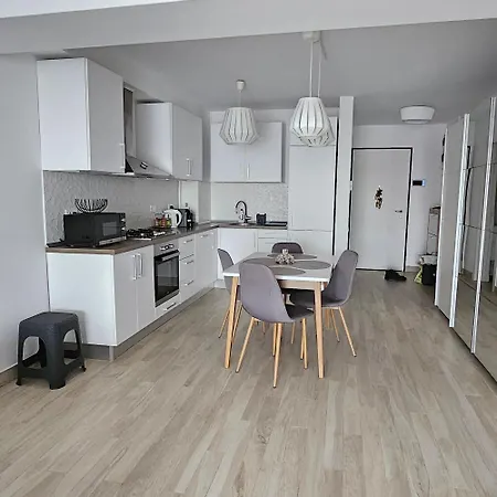 Apartment District Cuza 99 Bukarest