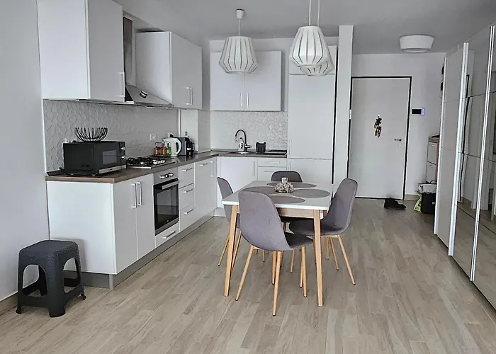 Apartment District Cuza 99 Bucharest